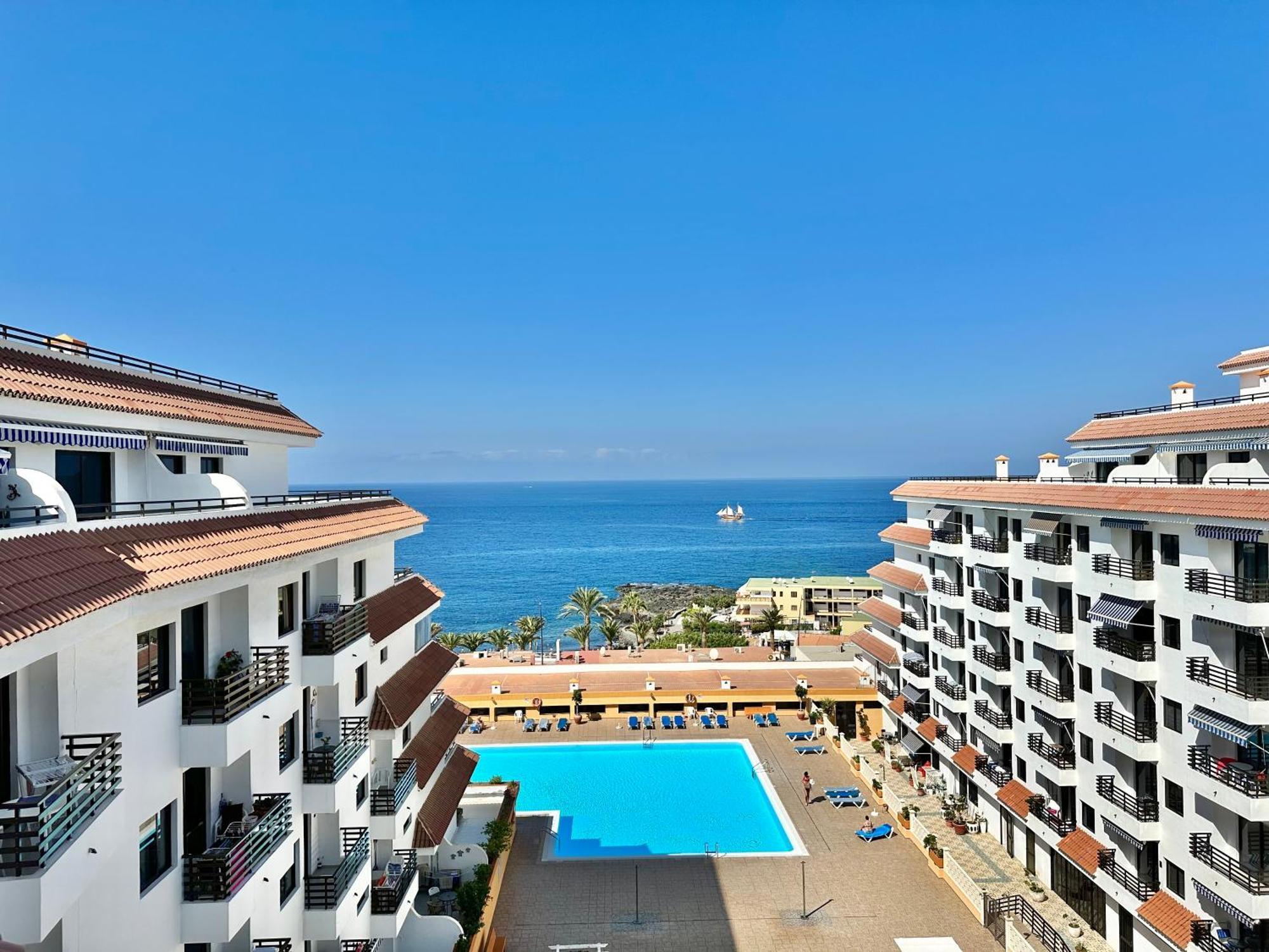 Appartement Sunshine Playa Arena à Puerto de Santiago  Extérieur photo