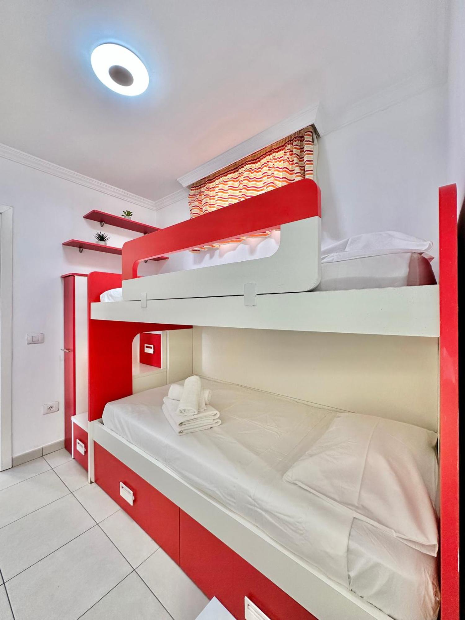 Appartement Sunshine Playa Arena à Puerto de Santiago  Extérieur photo